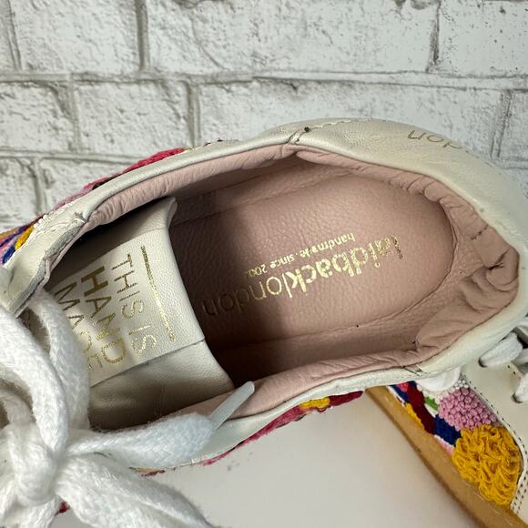 Embroidered White Flats with Multicolor Design - Picture 9 of 10
